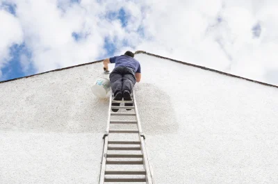 Peinture extérieure à Compeyre — façades et ravalement